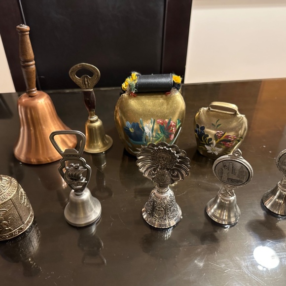 Souvenir Bell Collection 55 Bells - Picture 5 of 10